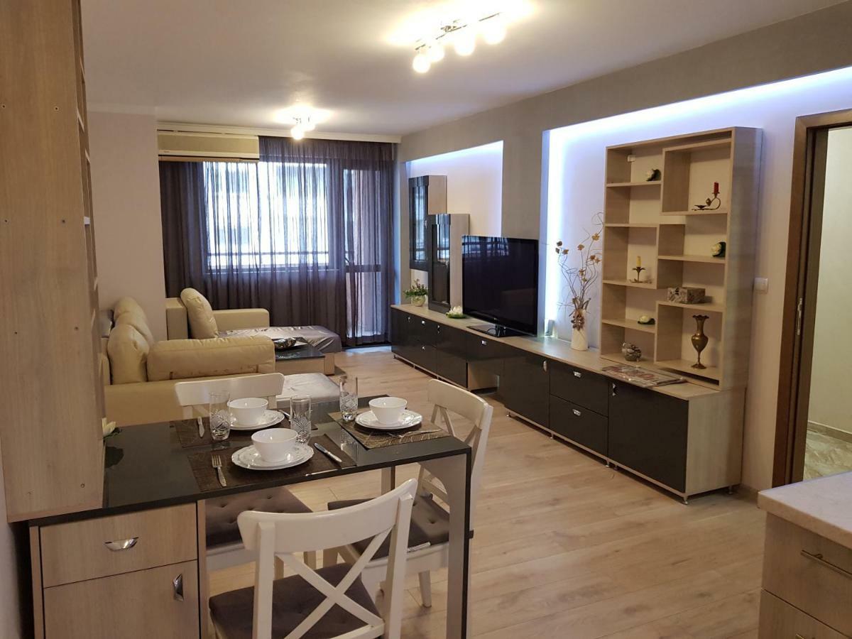 Хепи Апартмънтс Plovdiv Esterno foto
